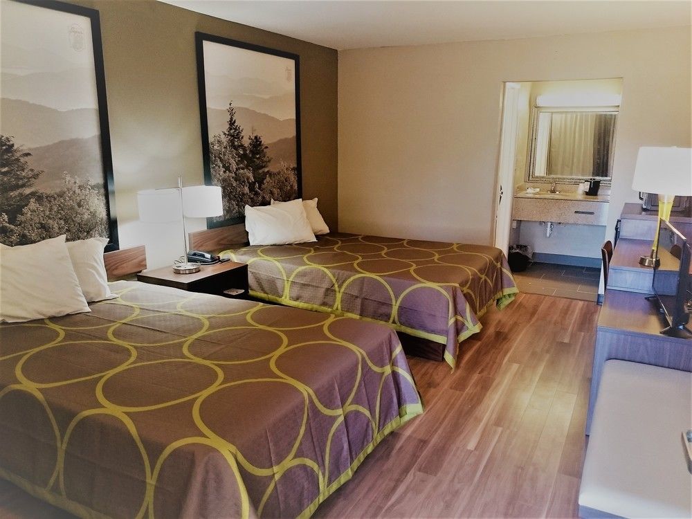Super 8 By Wyndham Asheville Airport Fletcher Exteriér fotografie